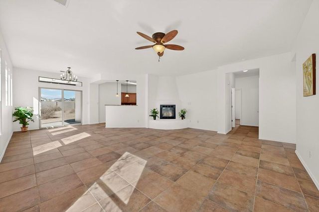 501 5th Street NE, Rio Rancho, NM 87124