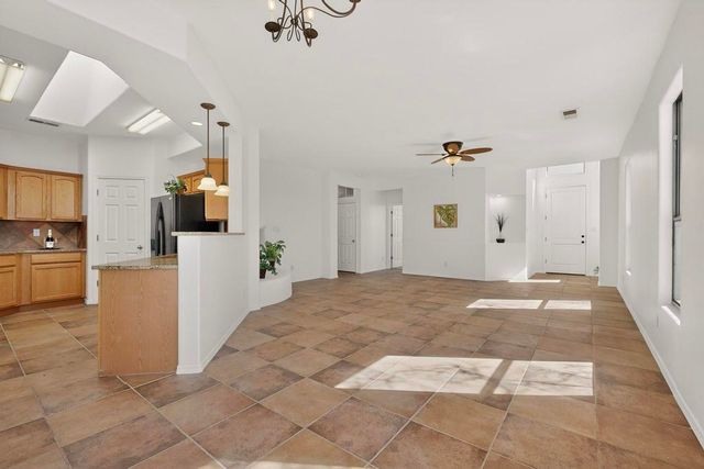 501 5th Street NE, Rio Rancho, NM 87124