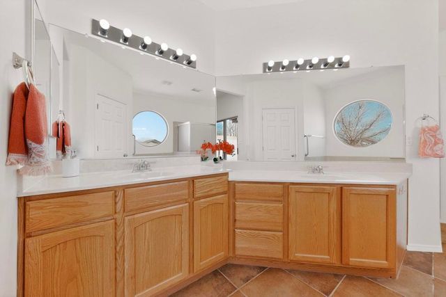 501 5th Street NE, Rio Rancho, NM 87124