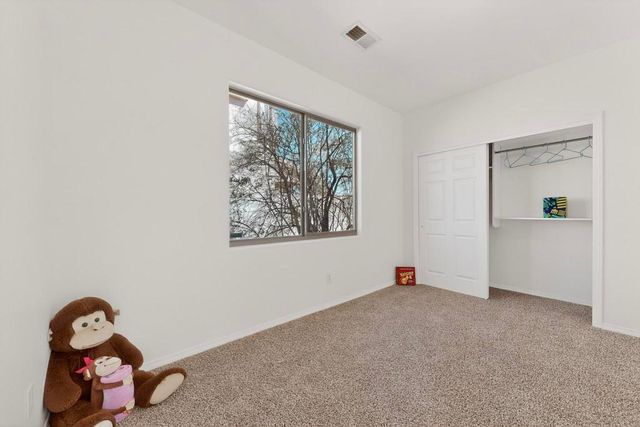 501 5th Street NE, Rio Rancho, NM 87124