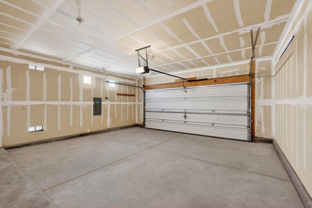 501 5th Street NE, Rio Rancho, NM 87124