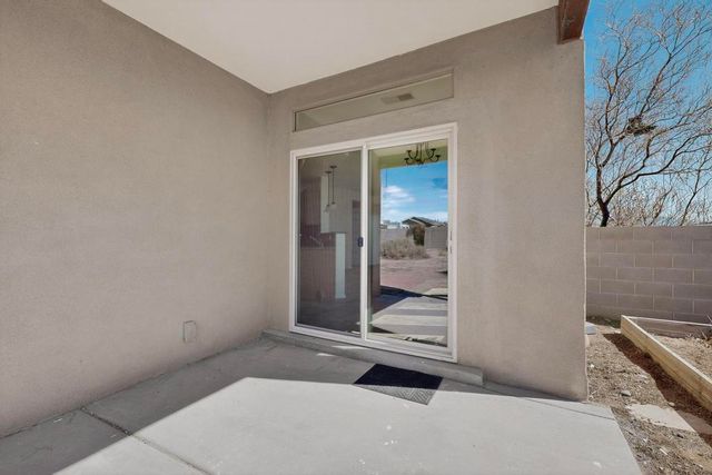 501 5th Street NE, Rio Rancho, NM 87124