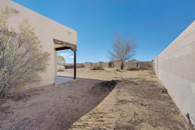 501 5th Street NE, Rio Rancho, NM 87124