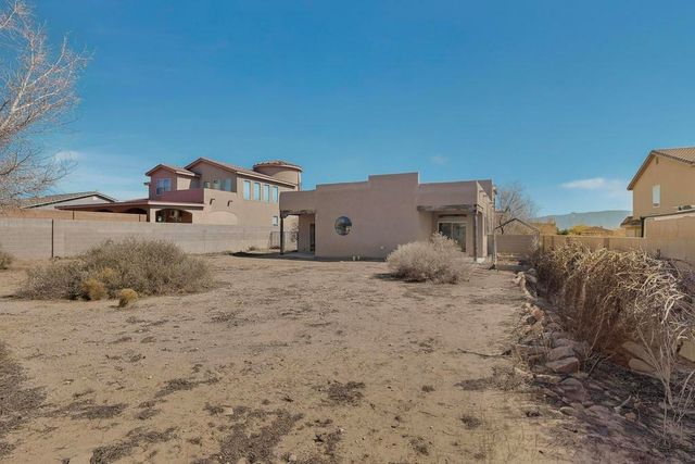 501 5th Street NE, Rio Rancho, NM 87124