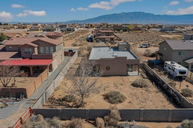 501 5th Street NE, Rio Rancho, NM 87124