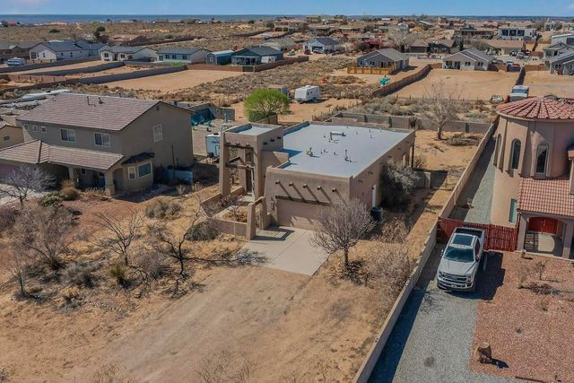 501 5th Street NE, Rio Rancho, NM 87124