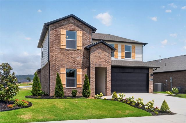 4566 W Triangle Street, Fayetteville, AR 72704