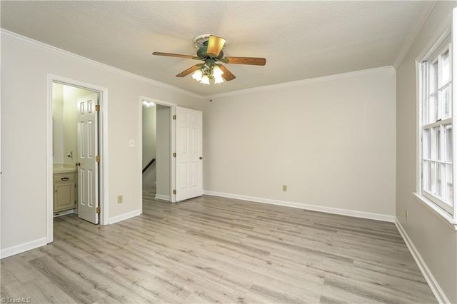 3727 Greenes Crossing, Greensboro, NC 27410