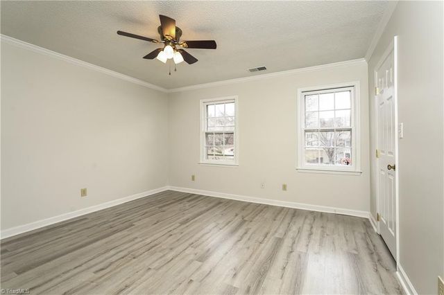 3727 Greenes Crossing, Greensboro, NC 27410