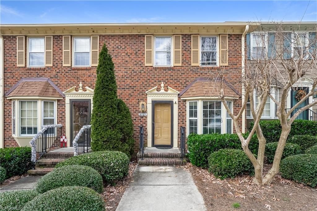 3727 Greenes Crossing, Greensboro, NC 27410