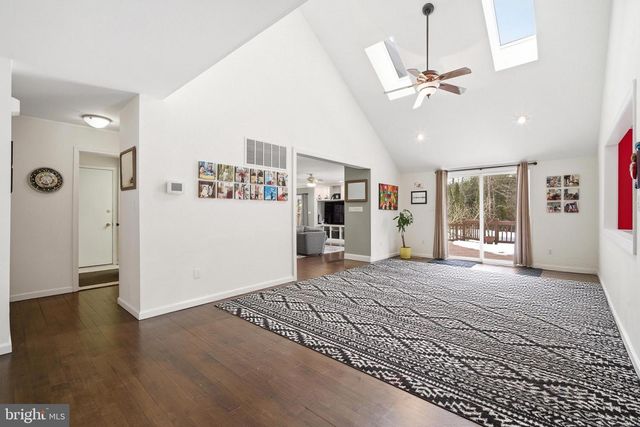 100 CAPTAINS WALK, Egg Harbor Township, NJ 08234