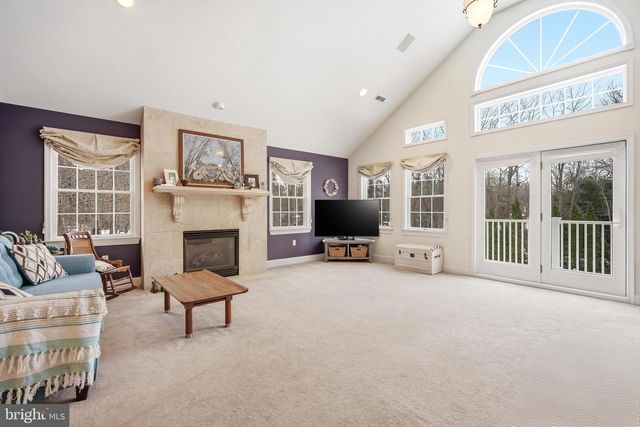 100 CAPTAINS WALK, Egg Harbor Township, NJ 08234