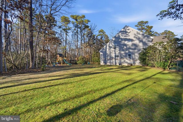 100 CAPTAINS WALK, Egg Harbor Township, NJ 08234