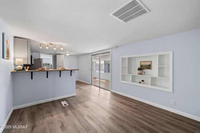 1816 N Pacana Way, Green Valley, AZ 85614