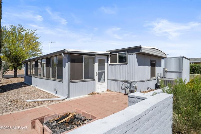 1816 N Pacana Way, Green Valley, AZ 85614