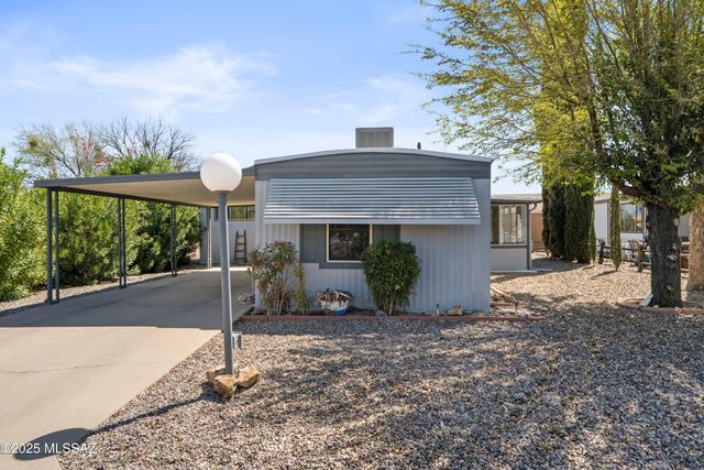 1816 N Pacana Way, Green Valley, AZ 85614