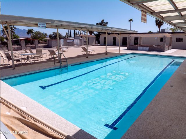 1816 N Pacana Way, Green Valley, AZ 85614