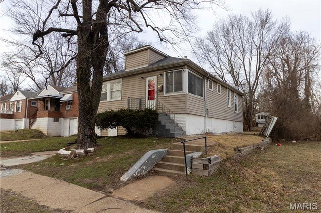 7129 Garesche Avenue, St Louis, MO 63136