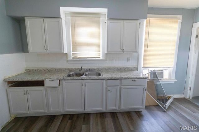 7129 Garesche Avenue, St Louis, MO 63136