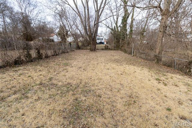 7129 Garesche Avenue, St Louis, MO 63136