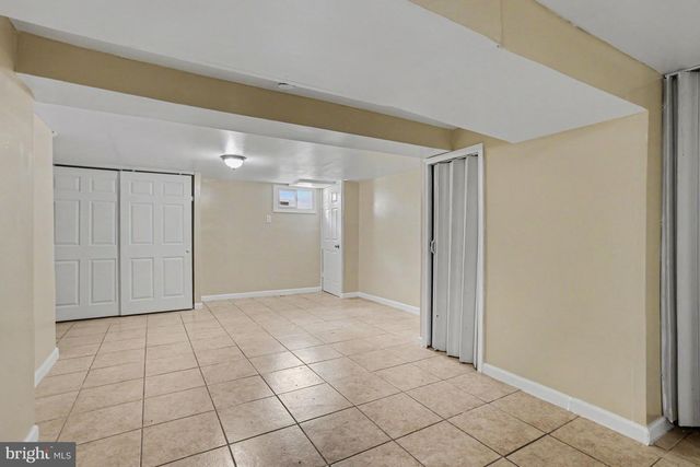127 BLADEN RD, Baltimore, MD 21221