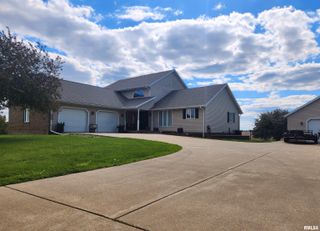 1148 Diebel Road, Washington, IL 61547