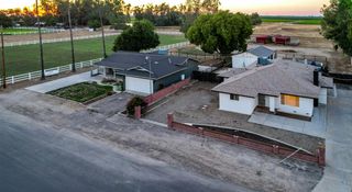 1374 E Gaschen Avenue, Fresno, CA 93725