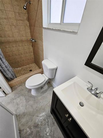 9301 SW 37 STREET 4, Miami, FL 33165