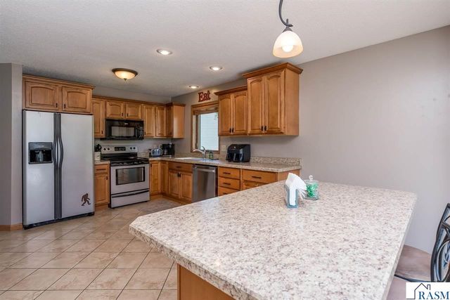 413 Thomas Drive, Eagle Lake, MN 56024