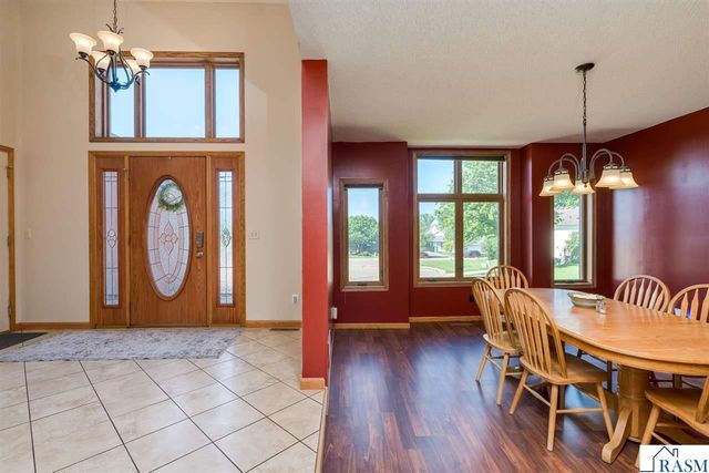 413 Thomas Drive, Eagle Lake, MN 56024