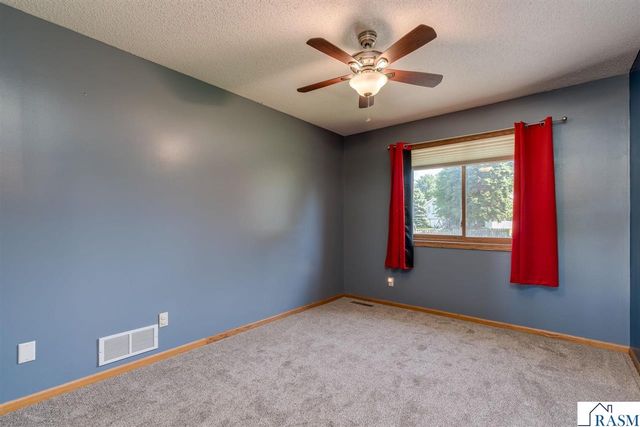 413 Thomas Drive, Eagle Lake, MN 56024