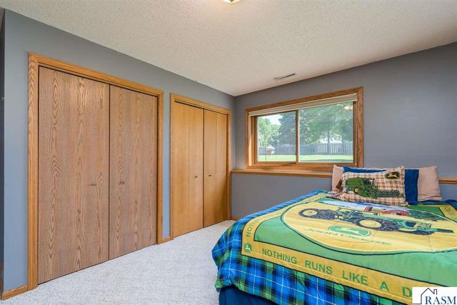 413 Thomas Drive, Eagle Lake, MN 56024
