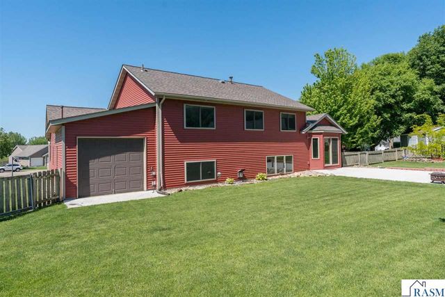 413 Thomas Drive, Eagle Lake, MN 56024