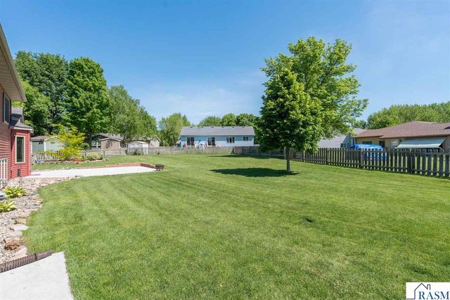 413 Thomas Drive, Eagle Lake, MN 56024
