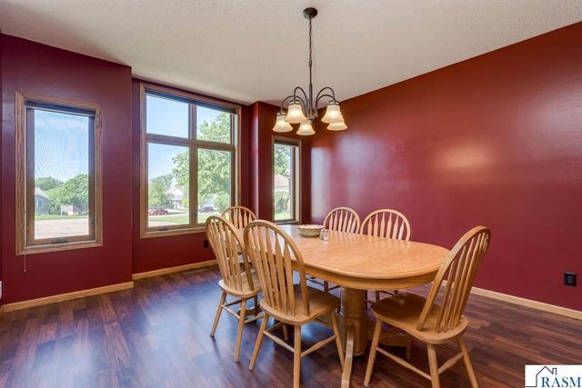 413 Thomas Drive, Eagle Lake, MN 56024
