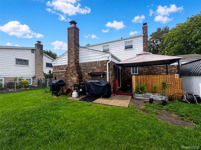 24198 COLONIAL Drive, Woodhaven, MI 48183