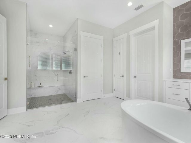 32 AWLLEAF Court, St. Augustine, FL 32095