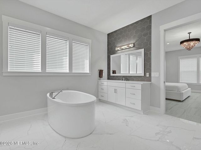 32 AWLLEAF Court, St. Augustine, FL 32095