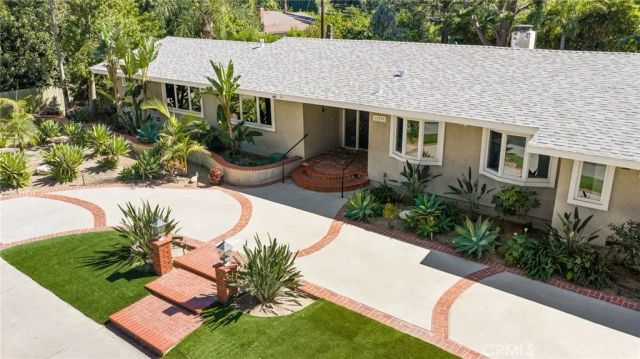 18200 Vintage, Northridge, CA 91325