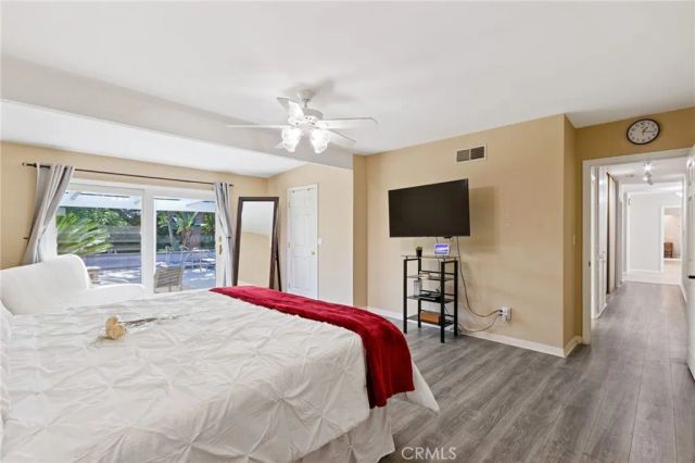 18200 Vintage, Northridge, CA 91325