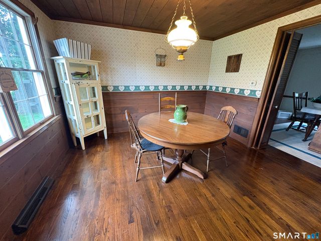 170 Tanglewood Drive, Southington, CT 06489