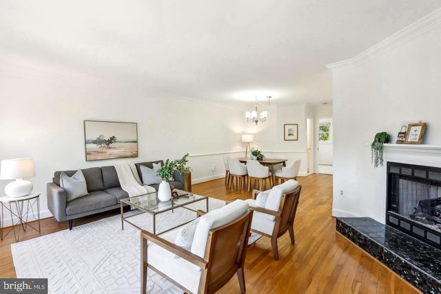 695 W GLEBE RD, Alexandria, VA 22305