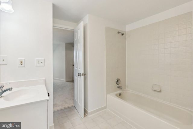 695 W GLEBE RD, Alexandria, VA 22305