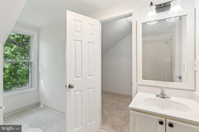 695 W GLEBE RD, Alexandria, VA 22305