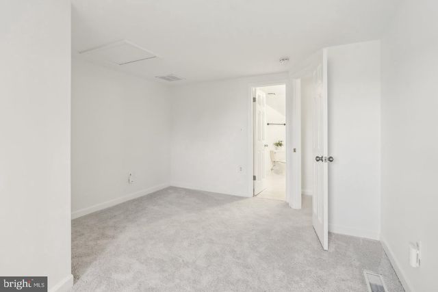 695 W GLEBE RD, Alexandria, VA 22305