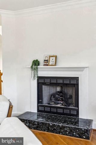 695 W GLEBE RD, Alexandria, VA 22305