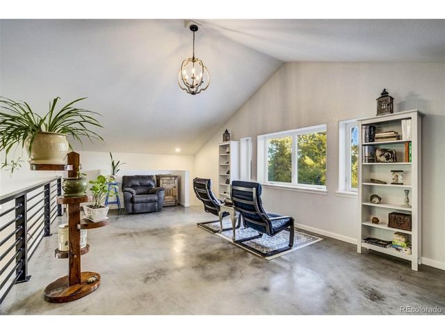 126 Rainier Dr, Florissant, CO 80816