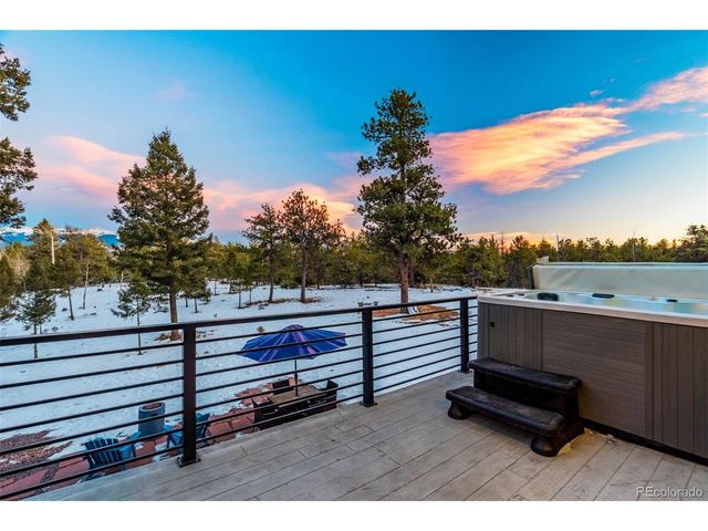 126 Rainier Dr, Florissant, CO 80816