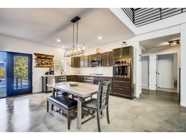 126 Rainier Dr, Florissant, CO 80816