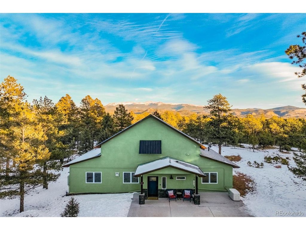 126 Rainier Dr, Florissant, CO 80816